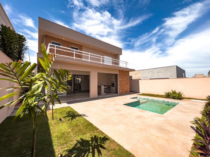Casa em Condomínio - Ribeirão Preto, SP no bairro Vila do Golf