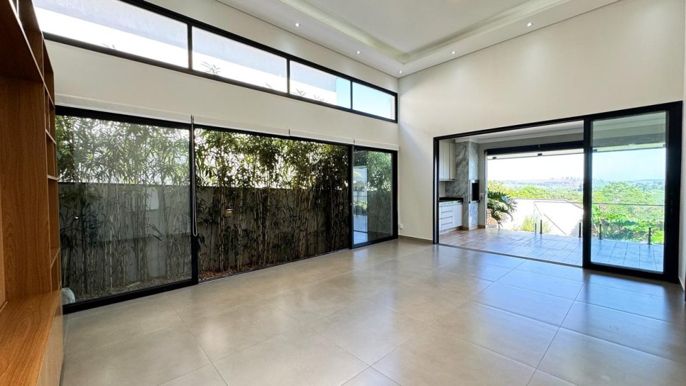 Casa em Condomínio - Venda - Vila do Golfe - Ribeirão Preto - SP