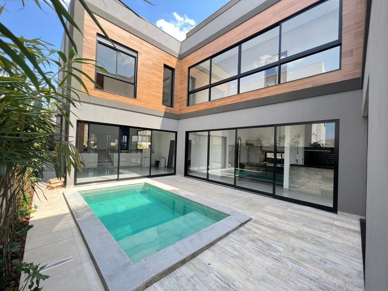 Casa em Condomínio - Venda - Vila do Golfe - Ribeirão Preto - SP